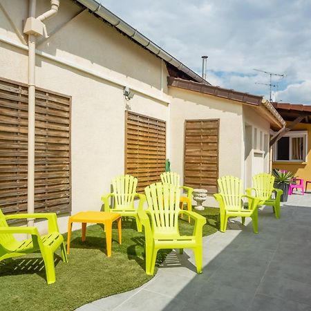 La Serenade - Appartements Confort Avec Terrasse มงเทรย ภายนอก รูปภาพ
