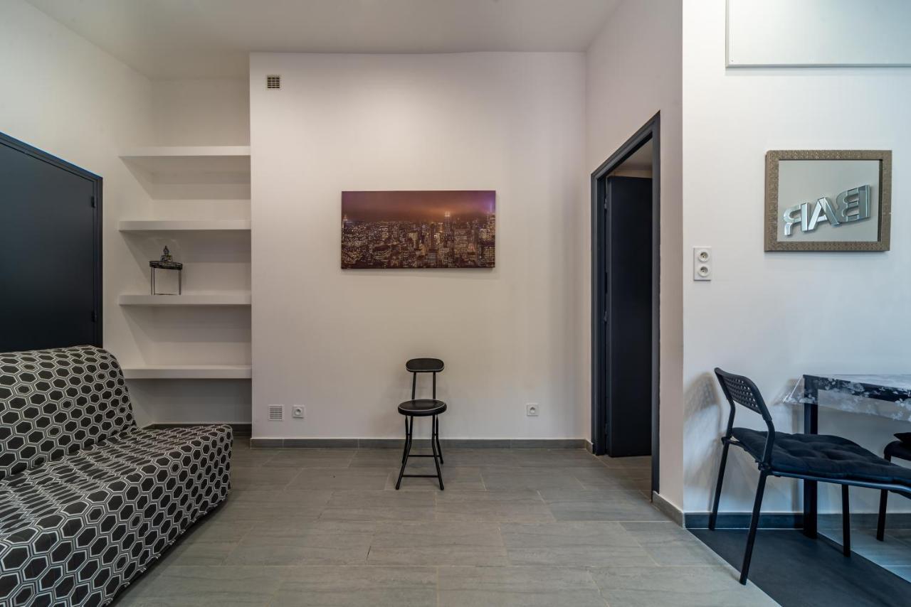 La Serenade - Appartements Confort Avec Terrasse มงเทรย ภายนอก รูปภาพ