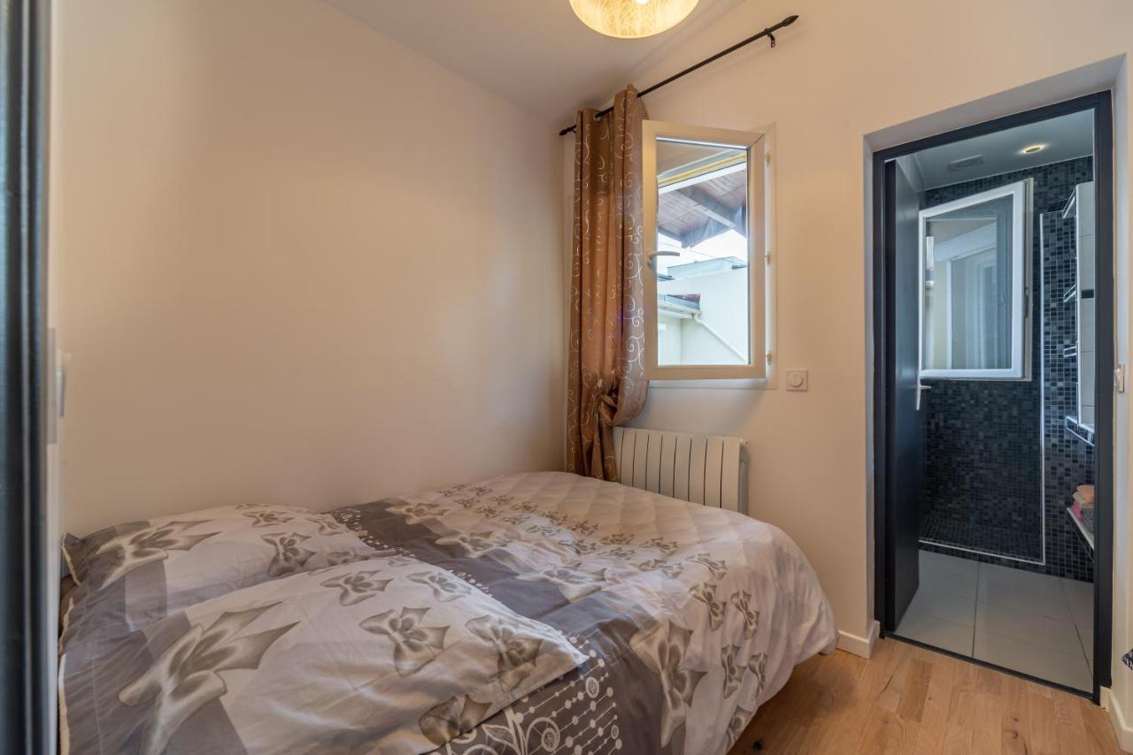 La Serenade - Appartements Confort Avec Terrasse มงเทรย ภายนอก รูปภาพ