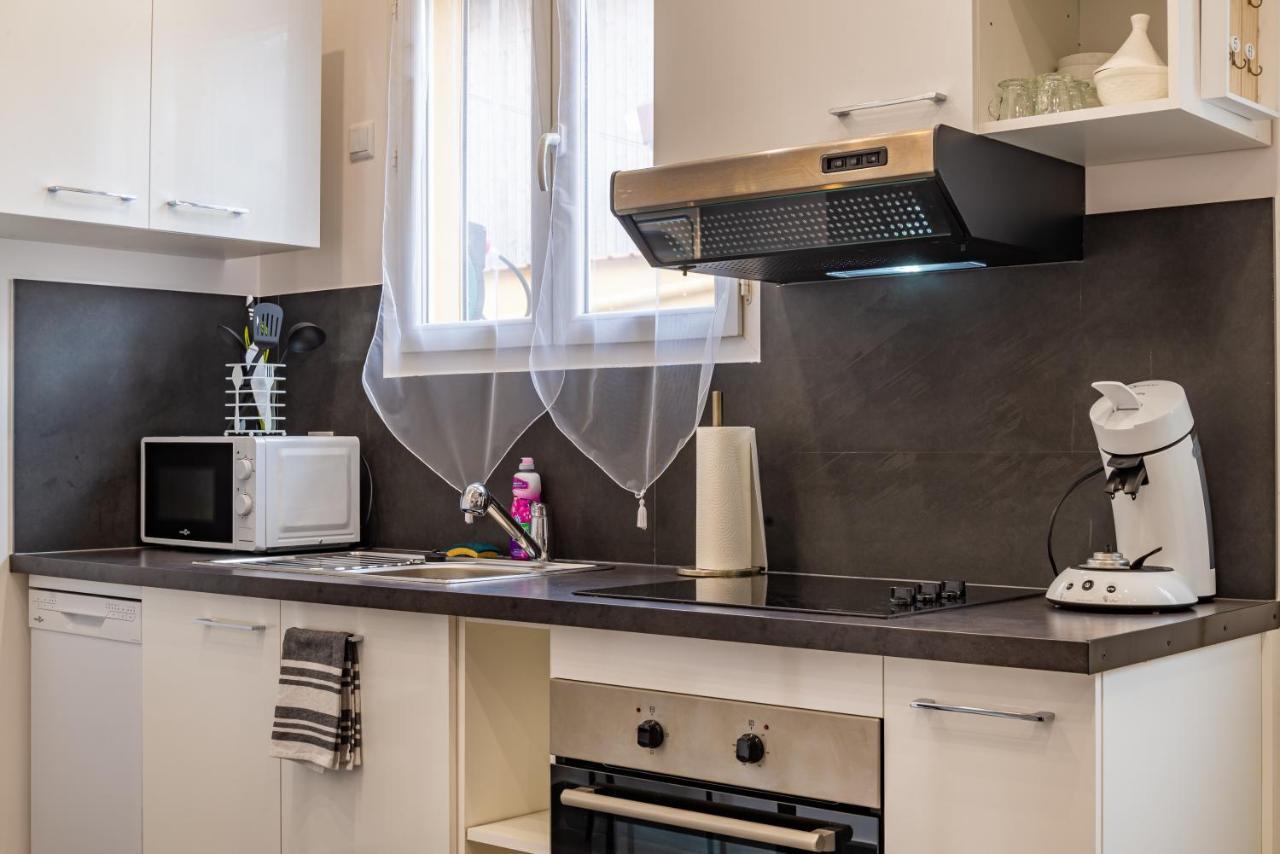 La Serenade - Appartements Confort Avec Terrasse มงเทรย ภายนอก รูปภาพ